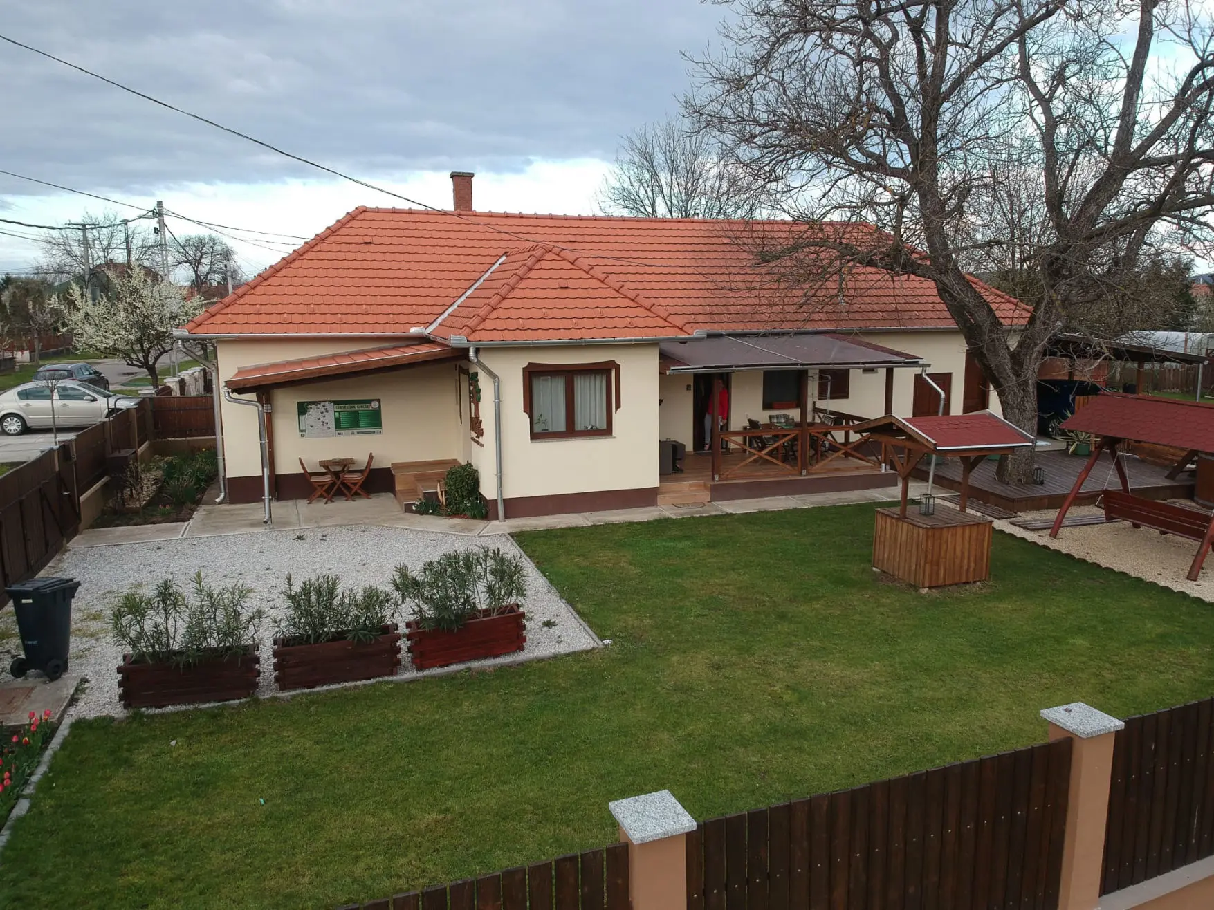 Diófa apartman dézsa